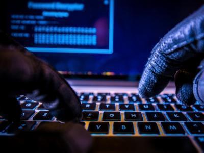 Obiettivi principali dei cyber criminali Obiettivi principali dei cyber criminali
