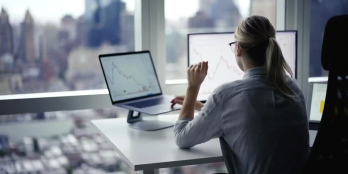Esperienza digitale dei dipendenti Esperienza digitale dei dipendenti