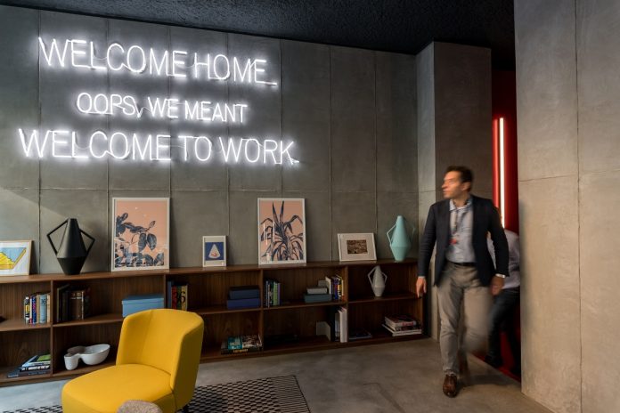 lavoro nel Metaverso Lavoro nel Metaverso