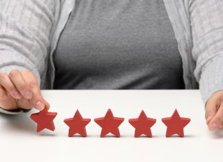 Recensioni false