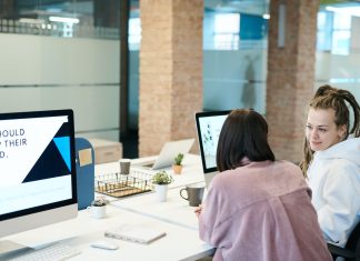 Donne nel settore tecnologico