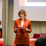 Chiara alzati