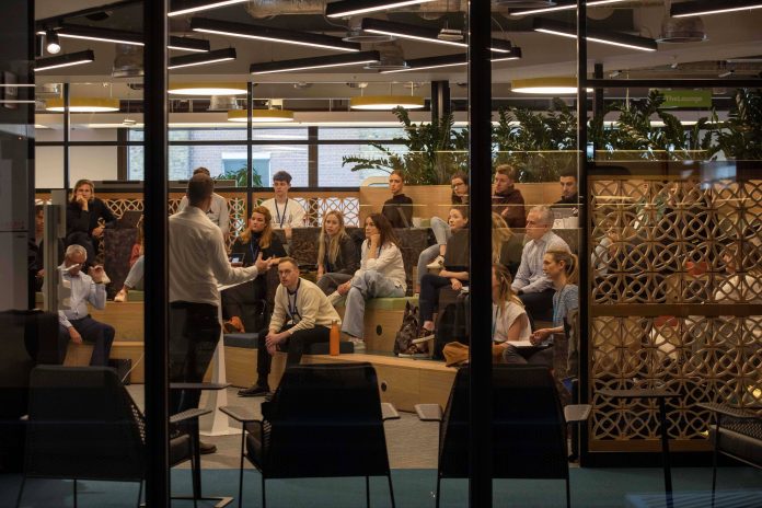 amazon-sustainability-accelerator amazon-sustainability-accelerator