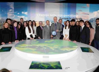 Competenze digitali: il 9 maggio a Roma la Festa dell’Europa competenze-digitali