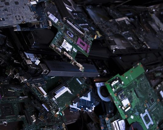 Gestione-rifiuti-tecnologici