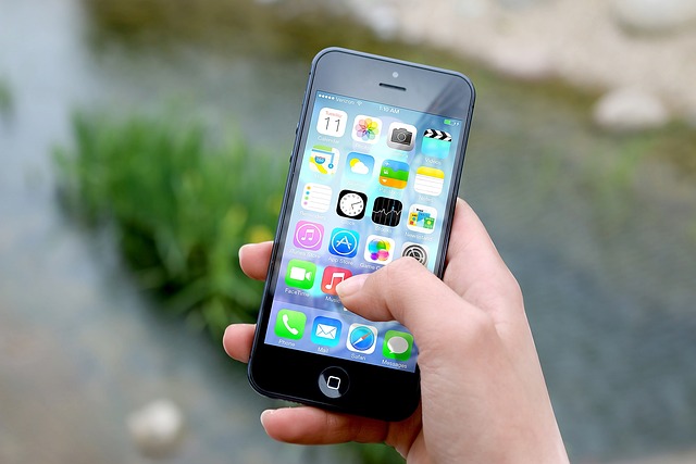 iphone-g5dbd13874_640 migliori giochi per smartphone