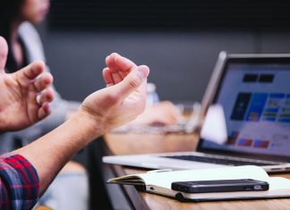 Formazione aziendale: dall’intelligenza artificiale al micro-apprendimento