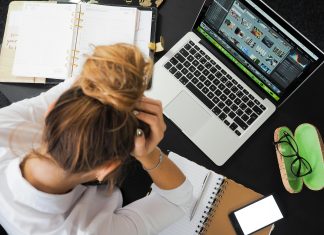 Lavoratori infelici? Aumentare coinvolgimento e migliorare coesione tra dipendenti