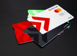 UniCredit introduce Mastercard Touch Card (1)