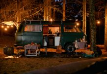 Aqiila_S1500-caravan_online