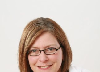 rsz_lori_macvittie_distinguished_engineer_di_f51