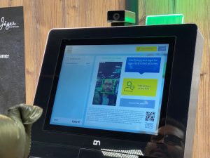 Diebold Nixdorf_AI-powered Age Verification at EDEKA Jaeger_2