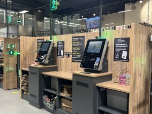 Diebold Nixdorf_AI-powered Age Verification at EDEKA Jaeger_3