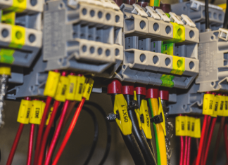 Etichette per cavi elettrici