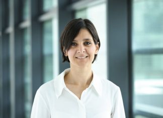 rsz_mona_hajebi_digital_solution_manager_di_atlantic_technologies