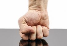 punch-316605_640