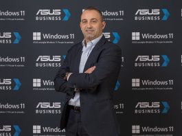 ExpertBook P5