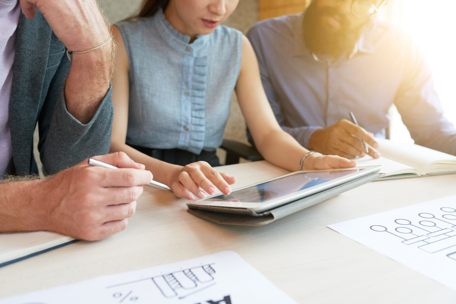 Tecnologia e Inclusione: Come la Digitalizzazione Può Rafforzare la Coesione Sociale in Italia