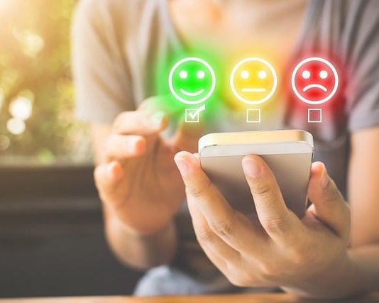Customer Experience nell’era dell’AI: la tecnologia accelera, ma la fiducia resta umana customer-experience
