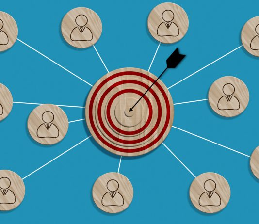 2026: l’anno in cui i miti dei media e dell’adtech crolleranno advertinsing - adtech -pubblicità - spot - motion array