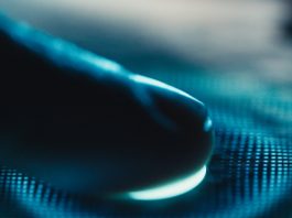 Autenticazione biometrica: quali sono i rischi? Autenticazione biometrica-password-impronta digitale - motion Array