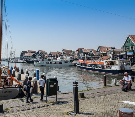 Porti del futuro: il moto ondoso diventa energia rinnovabile Porti pixabay