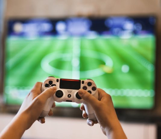 Videogiochi in Italia: mercato stabile a 2,4 miliardi! videogiochi