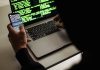 Gli hacker usano simboli di testo per creare codici QR dannosi hacker malware - PEXELS