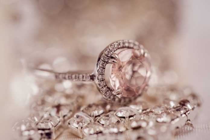 Damiani Group pixabay