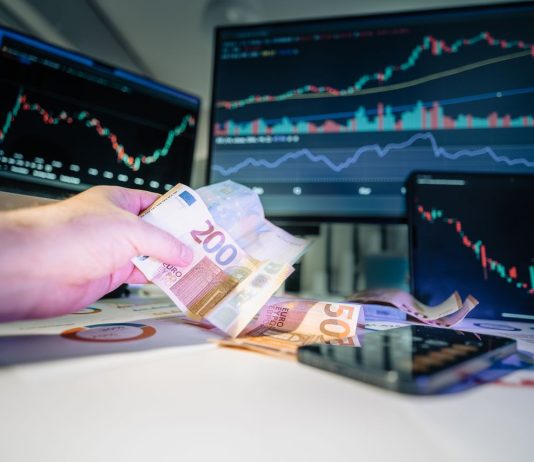 Servizi finanziari: AI frenata per governance carente e infrastrutture inadeguate Settore finanziario servizi finanziari Finance pexels