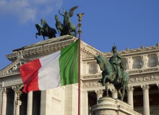 costituzione italia bandiera pexels