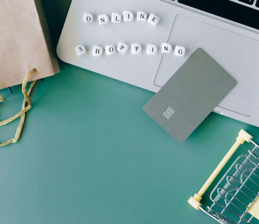 Arriva il “pulsante di recesso” per gli acquisti online pulsante di recesso e-commerce pexels
