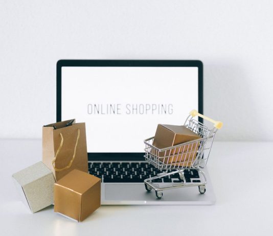 Pulsante di recesso online: dal 19 giugno maggiore trasparenza e nuovi oneri per le imprese recesso e-commerce pexels