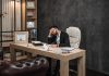 Work-life balance: 28% dei lavoratori si sente spesso sopraffatto Work-life balance preoccupazioni stress pexels