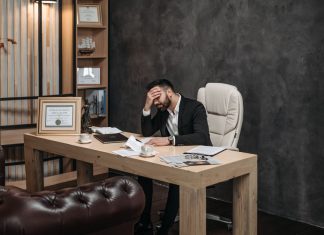 Work-life balance preoccupazioni stress pexels