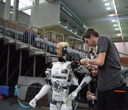 Lavoro nel 2035: il talento umano sarà ancora importante? Lavoro robot pexels
