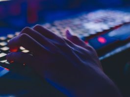L’estate: alta stagione anche per gli attacchi informatici attacchi informatici malware hacker pexel
