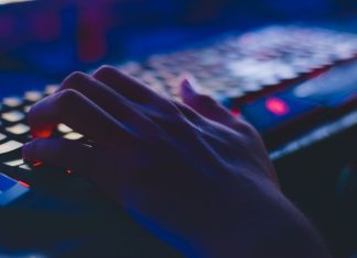 L’estate: alta stagione anche per gli attacchi informatici attacchi informatici malware hacker pexel