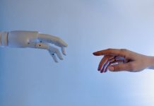 Specialisti AI: come formarli in azienda con il programma AI Academy Direct specialisti AI robotica pexels