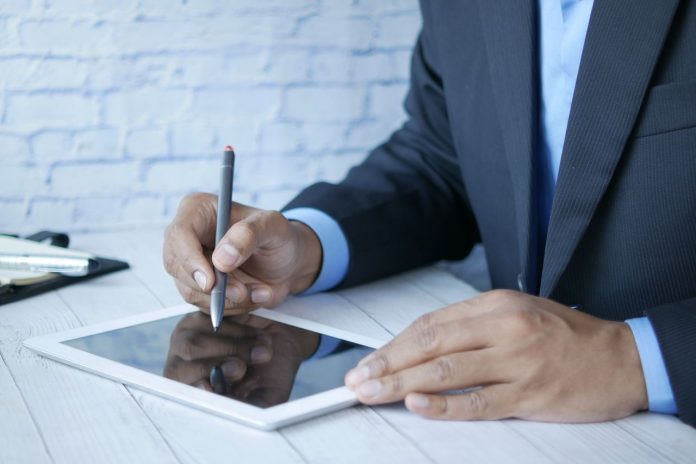 Firma digitale pexels