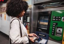Storage AI-ready: gli istituti finanziari in ritardo nonostante la crescita dei dati istituti finanziari storage AI-ready - pexels