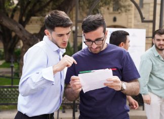 Age bias nel lavoro: l’Italia maglia nera in Europa per i limiti d’età nella selezione age bias giovani lavoratori - pexels