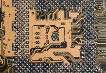 Semiconduttori: 12 milioni per il primo emulatore hardware italiano emulatore hardware chip pexels
