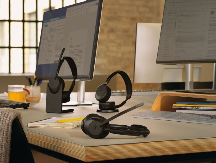 Evolve3 Jabra inviato da Jabra