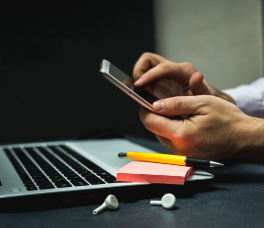 AI e produttività: perché i freelance guadagnano più dei dipendenti freelance