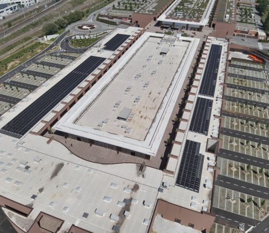Torino Outlet Village raggiunge il 93% di autoconsumo da fotovoltaico Torino Outlet Village