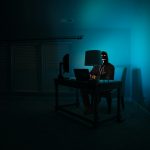 Attacchi DDos: crescono del +519% quelli più potenti (oltre 1 Tbps) Attacchi DDos hacker cybercrime unsplash