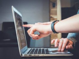 cookie pc internet - unsplash