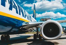 Ryanair aereo aerei unsplash