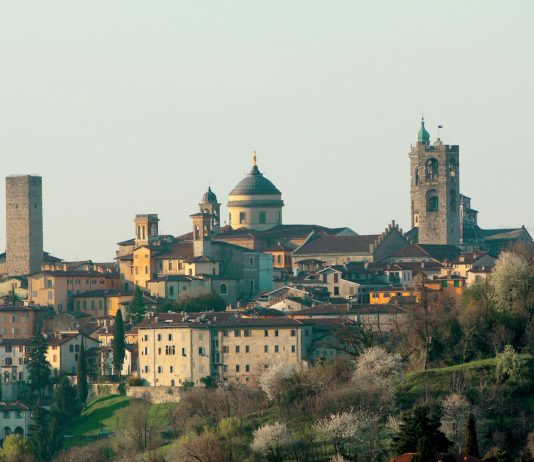 Bergamo: un progetto per la riduzione delle perdite idriche basato sull’IA Bergamo unsplash